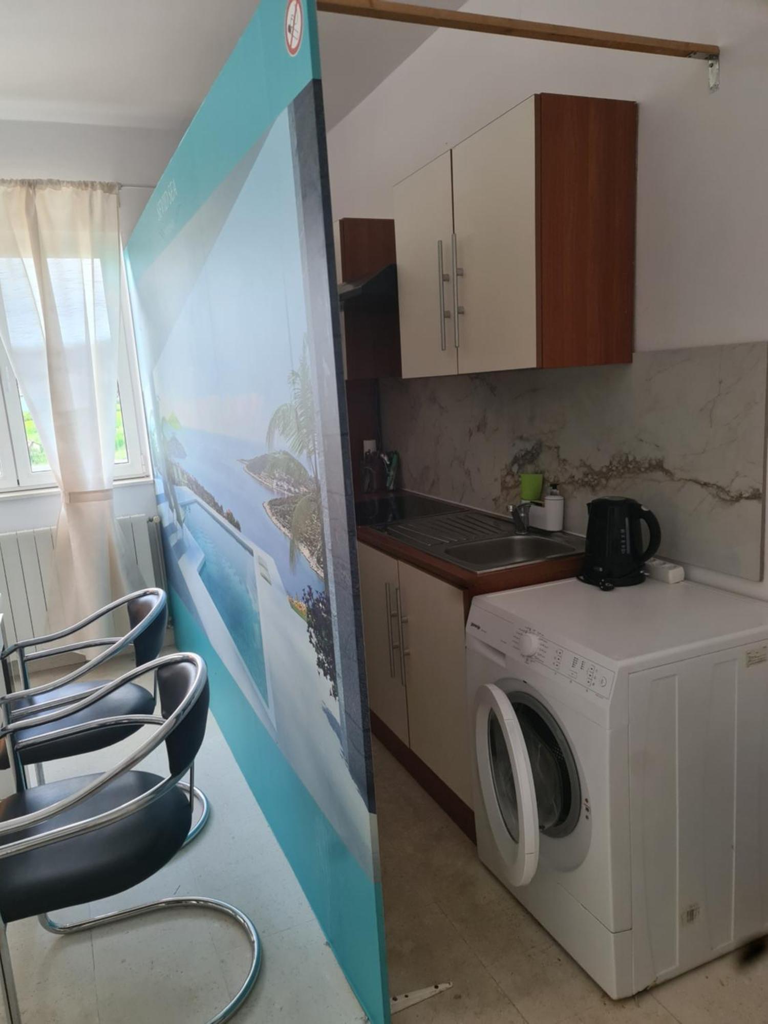 טרוגיר Bridge And Beach Apartments מראה חיצוני תמונה