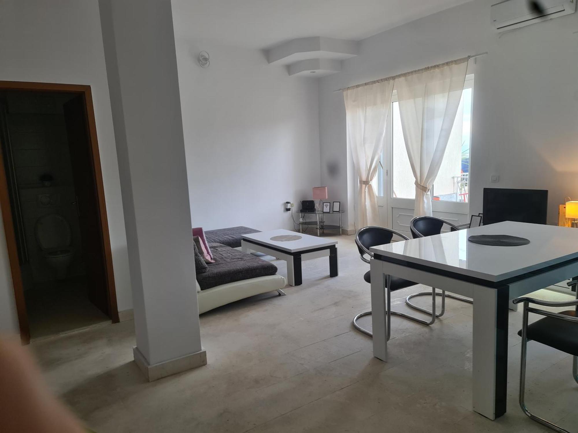 טרוגיר Bridge And Beach Apartments מראה חיצוני תמונה