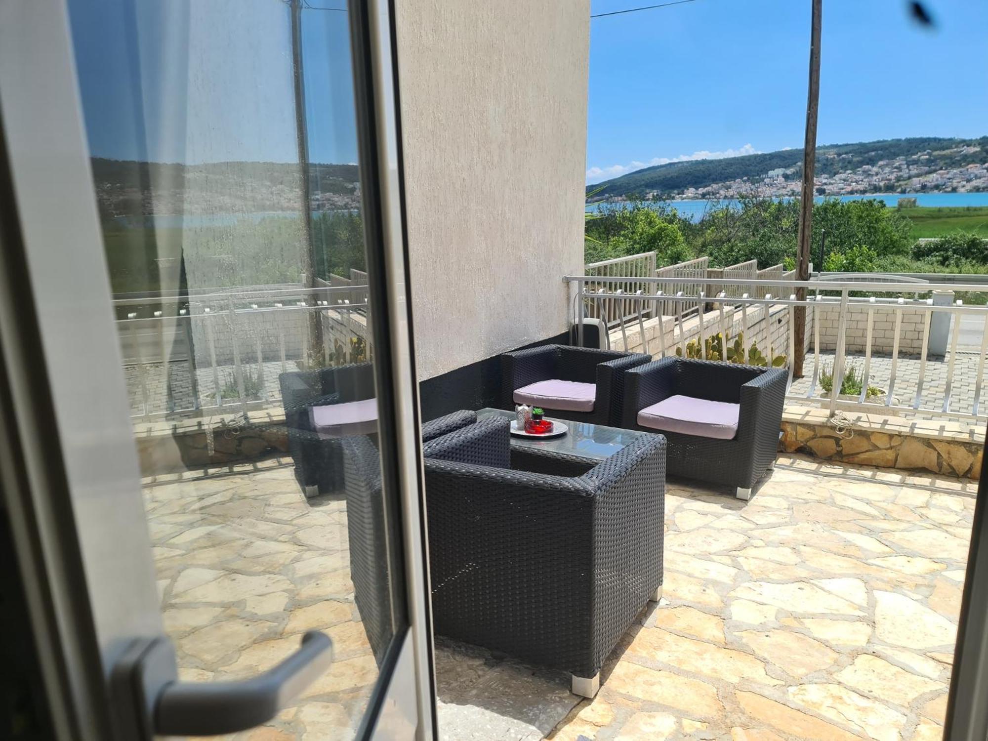 טרוגיר Bridge And Beach Apartments מראה חיצוני תמונה
