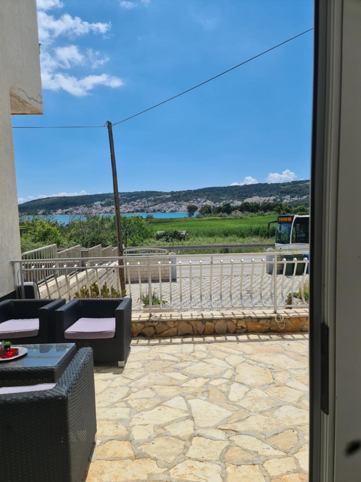 טרוגיר Bridge And Beach Apartments מראה חיצוני תמונה