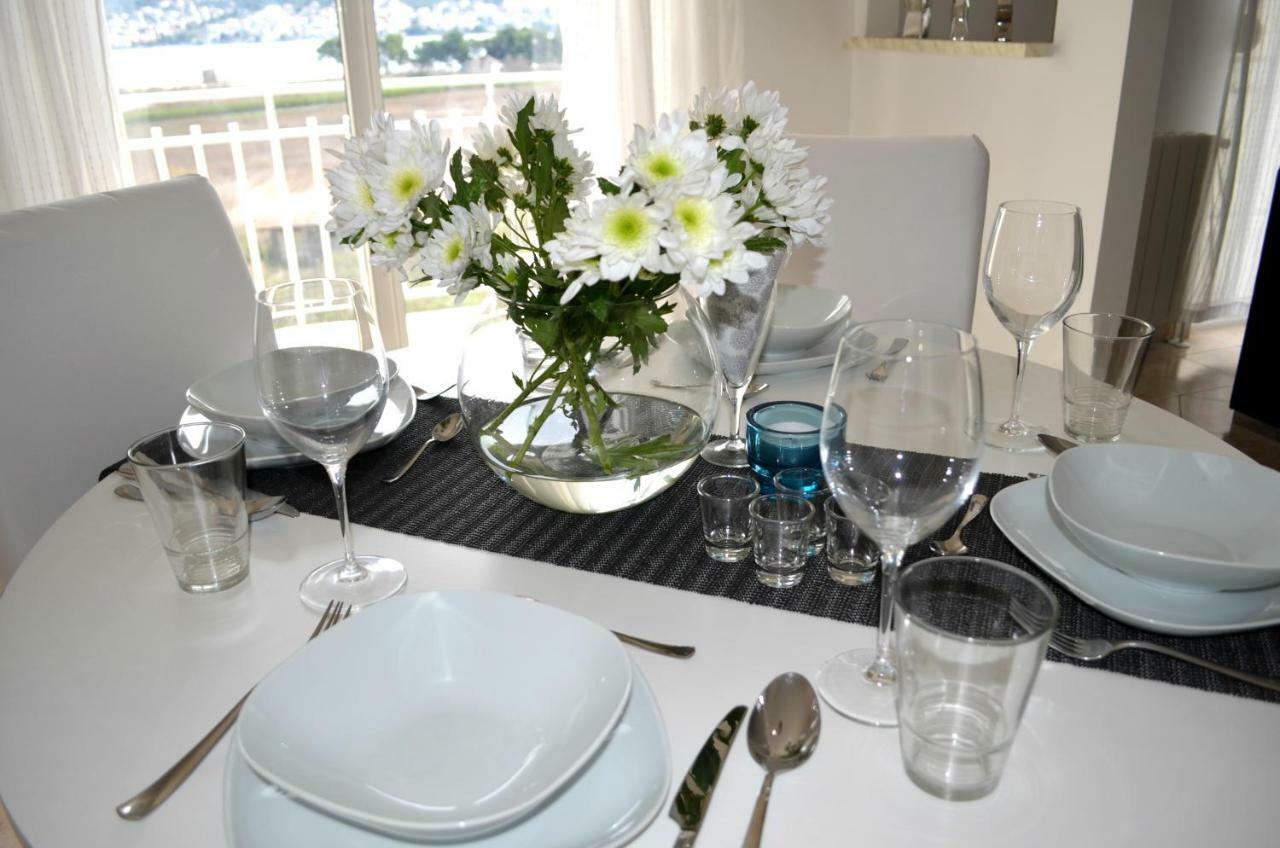טרוגיר Bridge And Beach Apartments מראה חיצוני תמונה