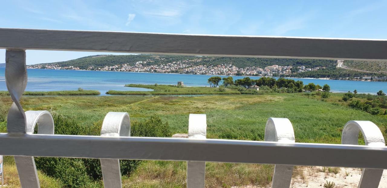טרוגיר Bridge And Beach Apartments מראה חיצוני תמונה